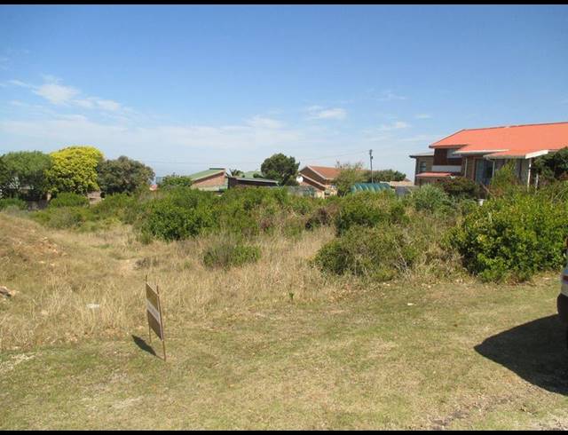 LAND FOR SALE IN DANA BAY